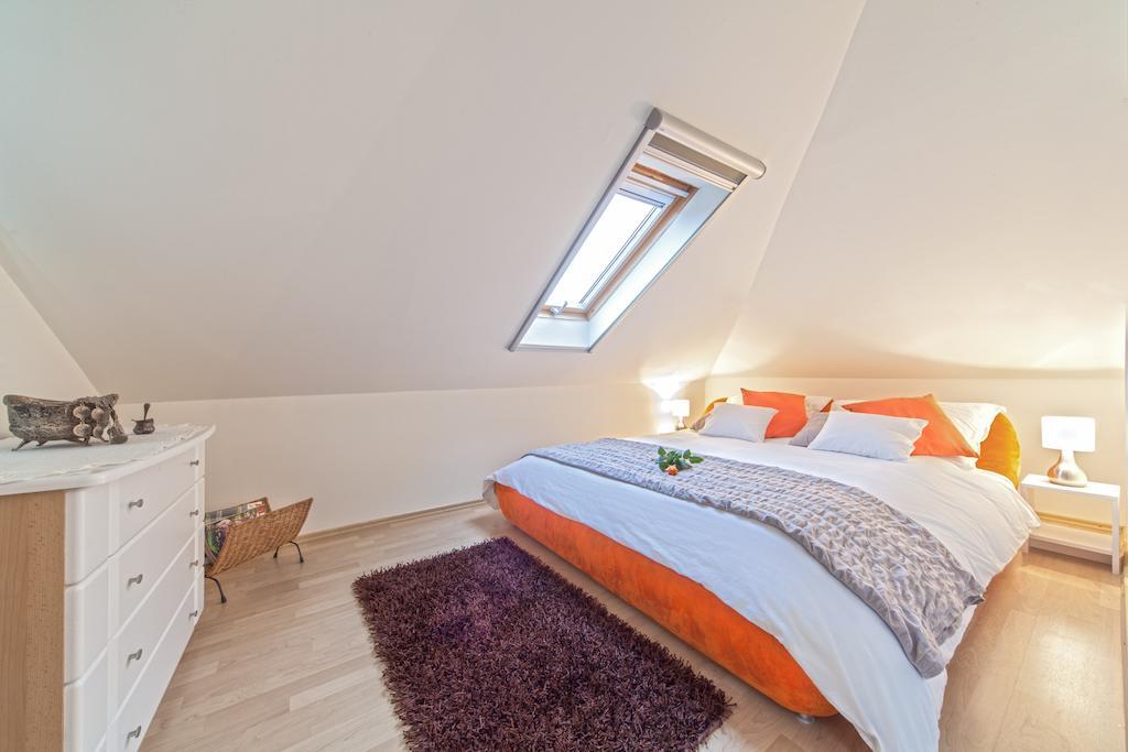Apartment Bacvice Holiday With Free Parking Сплит Стая снимка